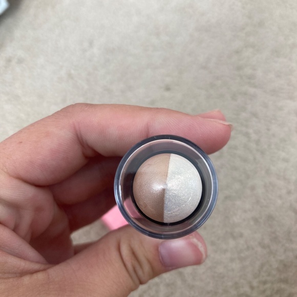 MARY KAY CREAM HIGHLIGHTER DUO STICK~PEARL & GOLD ~ FULL-SIZE ~ 0.21 OZ. NET WT. - Picture 2 of 4